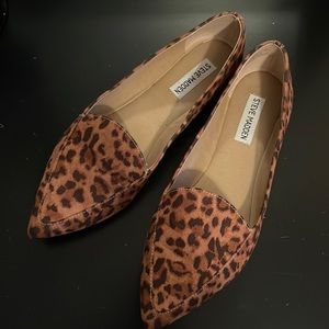 Leopard flats